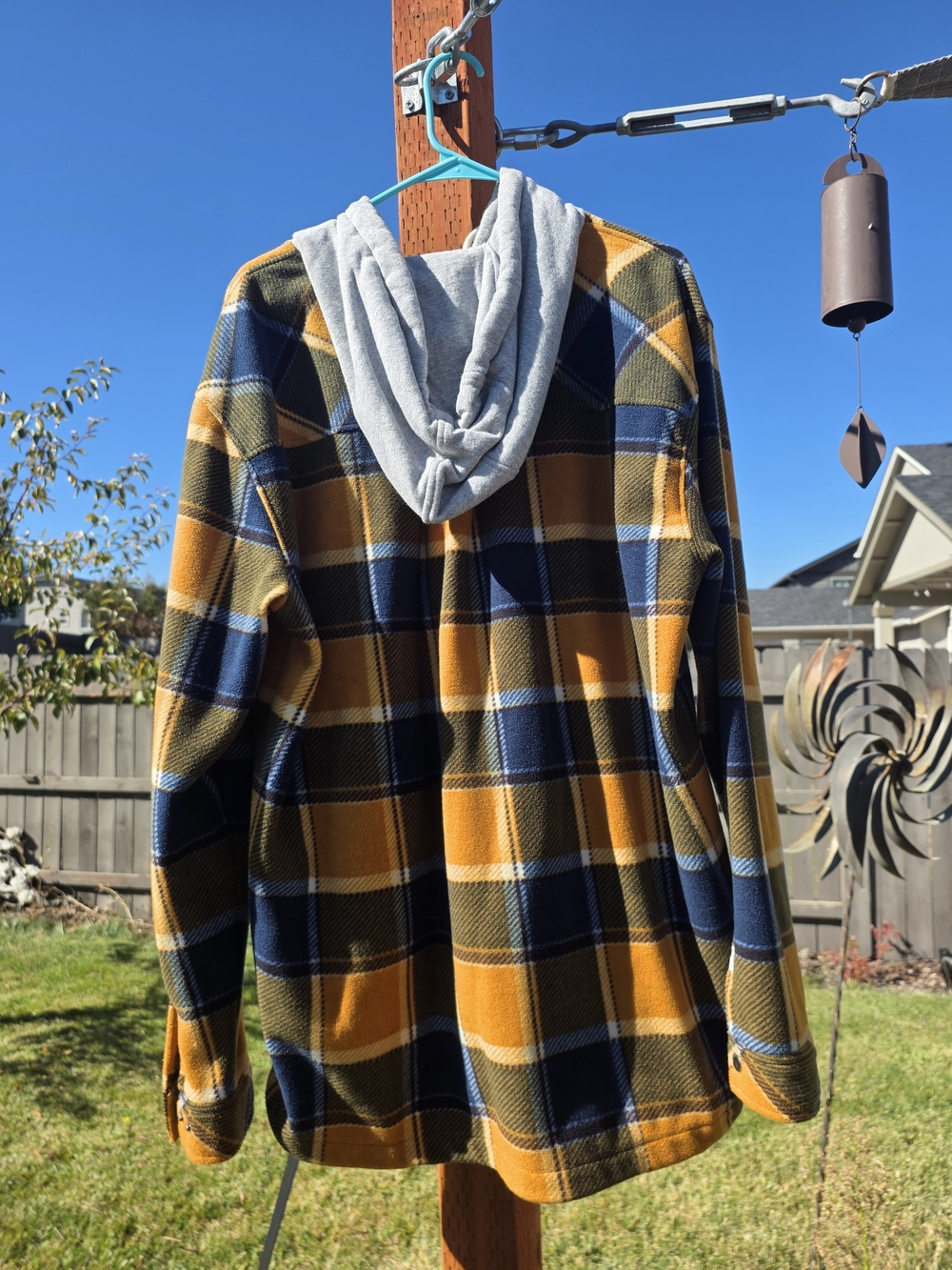 Quiksilver Mustard Yellow & Navy Plaid Hooded Zip Jacket - Picture 3 of 3